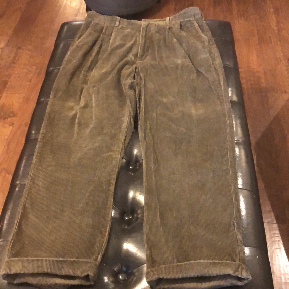 Haggar, 38/32,city casuals olive green classic corduroy -pant-great style! - Picture 3 of 8